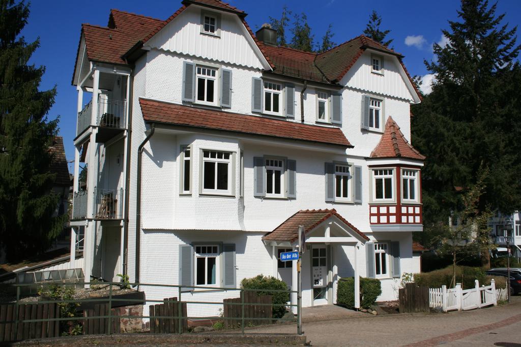 Gaestehaus Villa Lina Bad Herrenalb Luaran gambar