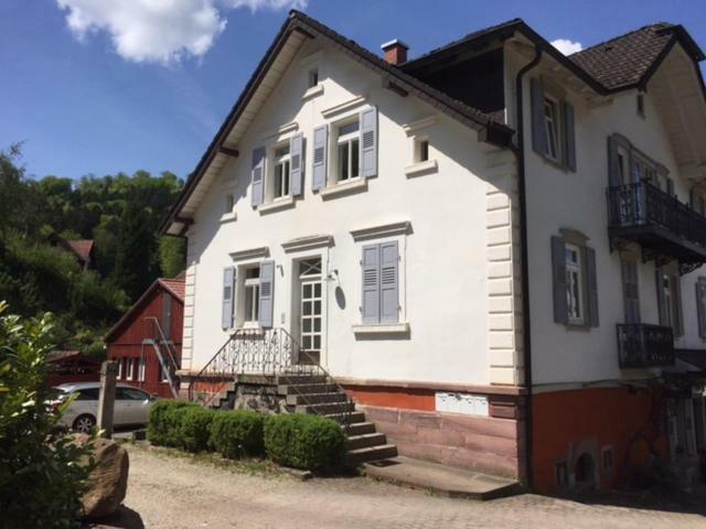 Gaestehaus Villa Lina Bad Herrenalb Luaran gambar